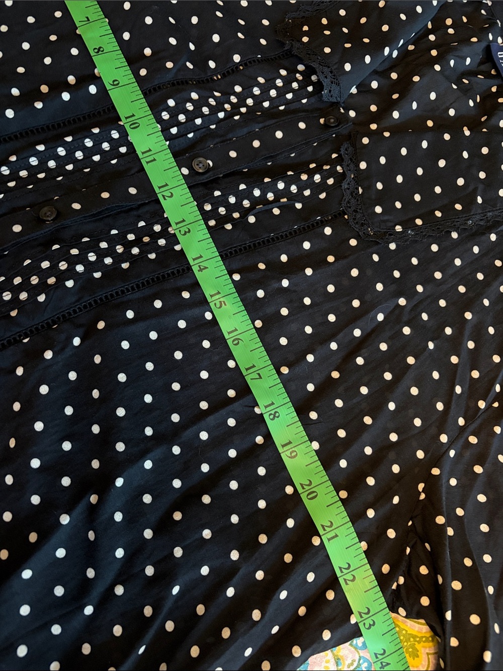 GAP Black and White Polka Dot Button-Down Blouse - Picture 5 of 6